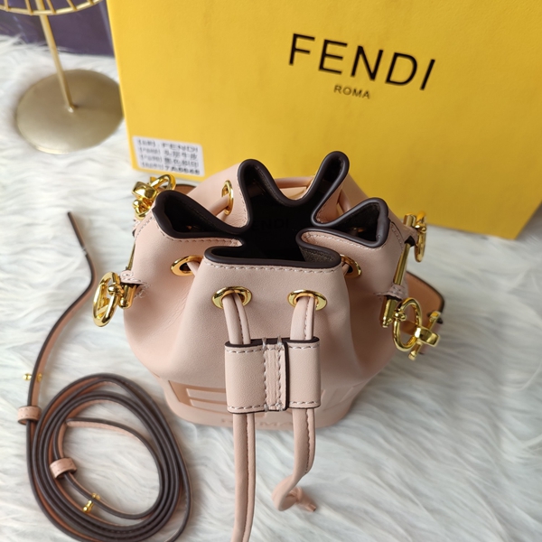 スーパーコピーブランドバッグ内部構造